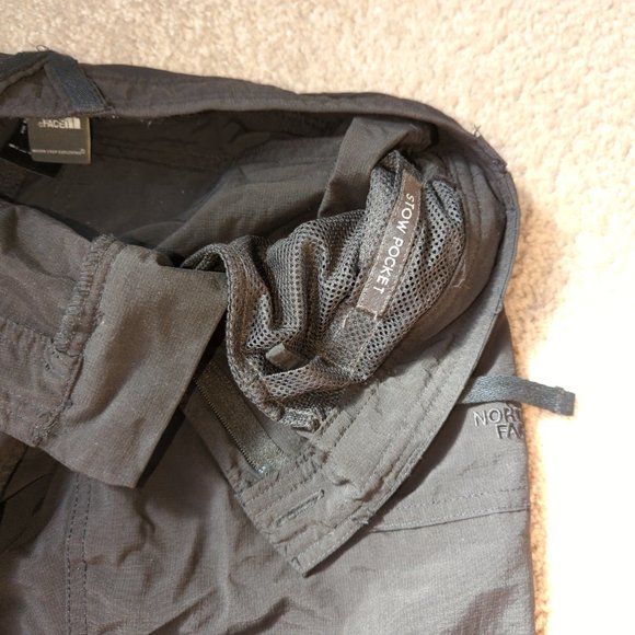 2 in 1 North Face pants/shorts - Picture 5 of 6